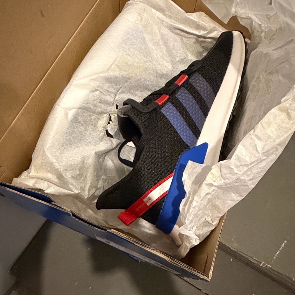 Adidas Black Sneakers with Blue and Red Accents - Picture 3 of 3